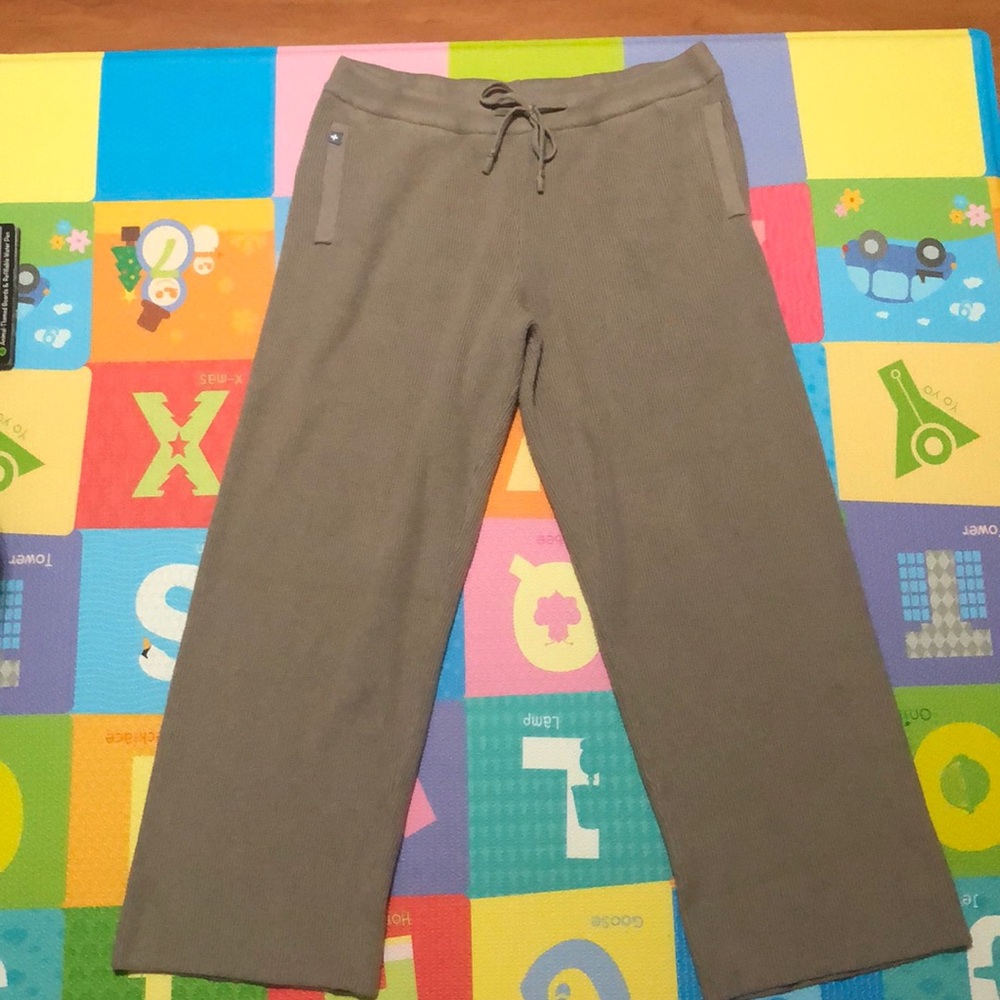 Figs Women’s Knit Loungewear - Picture 4 of 5